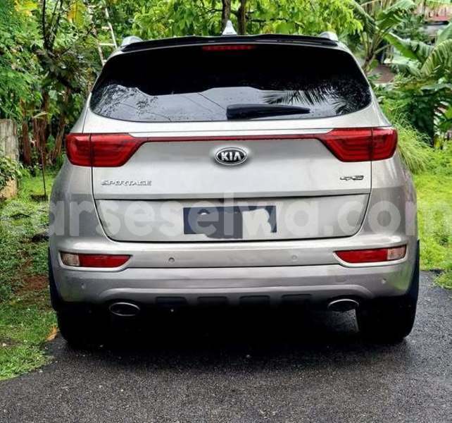 Big with watermark jeep cherokee west mahe anse boileau 8437