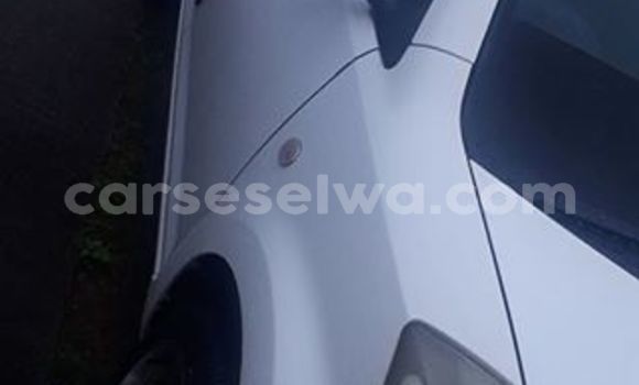 Acheter Occasion Voiture Daihatsu Sirion Blanc à Beau Vallon, Nord Mahé