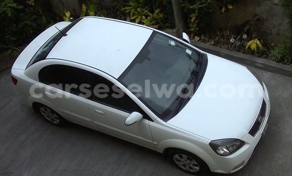 Acheter Occasion Voiture Kia Rio Blanc à Mahé, Victoria