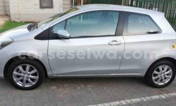 Acheter Occasion Voiture Toyota Yaris Gris à Anse Boileau, West Mahé Acheter Occasion Voiture Toyota Yaris Gris à Anse Boileau, West Mahé