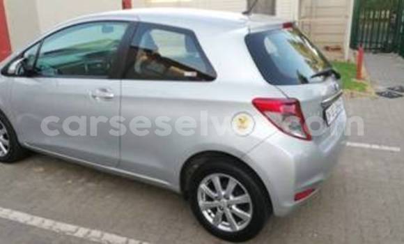 Acheter Occasion Voiture Toyota Yaris Gris à Anse Boileau, West Mahé Acheter Occasion Voiture Toyota Yaris Gris à Anse Boileau, West Mahé