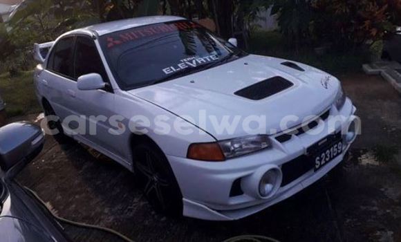 Acheter Occasion Voiture Mitsubishi Lancer Blanc à Beau Vallon, Nord Mahé