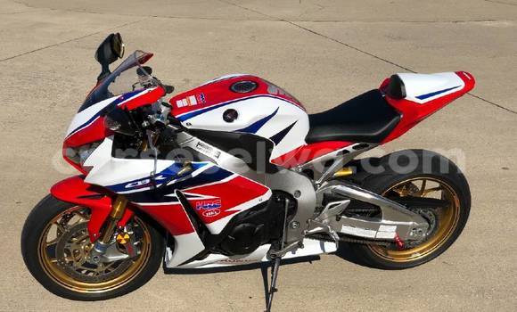 Acheter Neuf Moto Honda CBR 1000 RR Noir à Anse Etoile, Nord Mahé