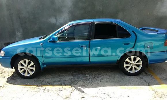Acheter Occasion Voiture Nissan Sunny Bleu à Mahé, Victoria